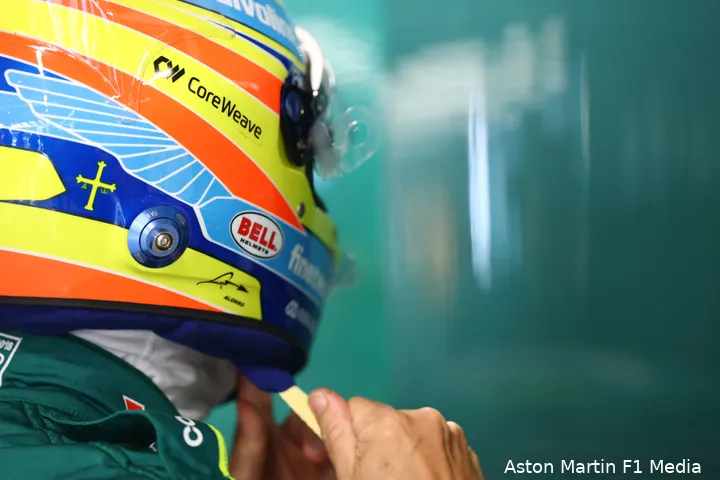 fernando-alonso-aston-martin-gp-hongarije-2025-zondag