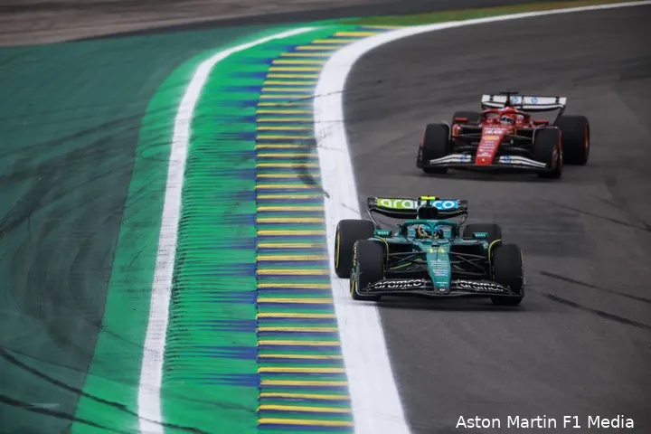 charles-leclerc-ferrari-fernando-alonso-aston-martin-sao-paolo-brazilië-zaterdag-2025
