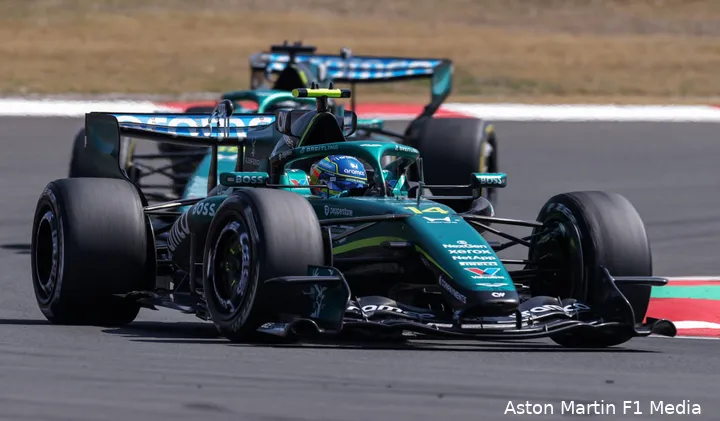 lance-stroll-fernando-alonso-aston-martin-china-zaterdag-2026