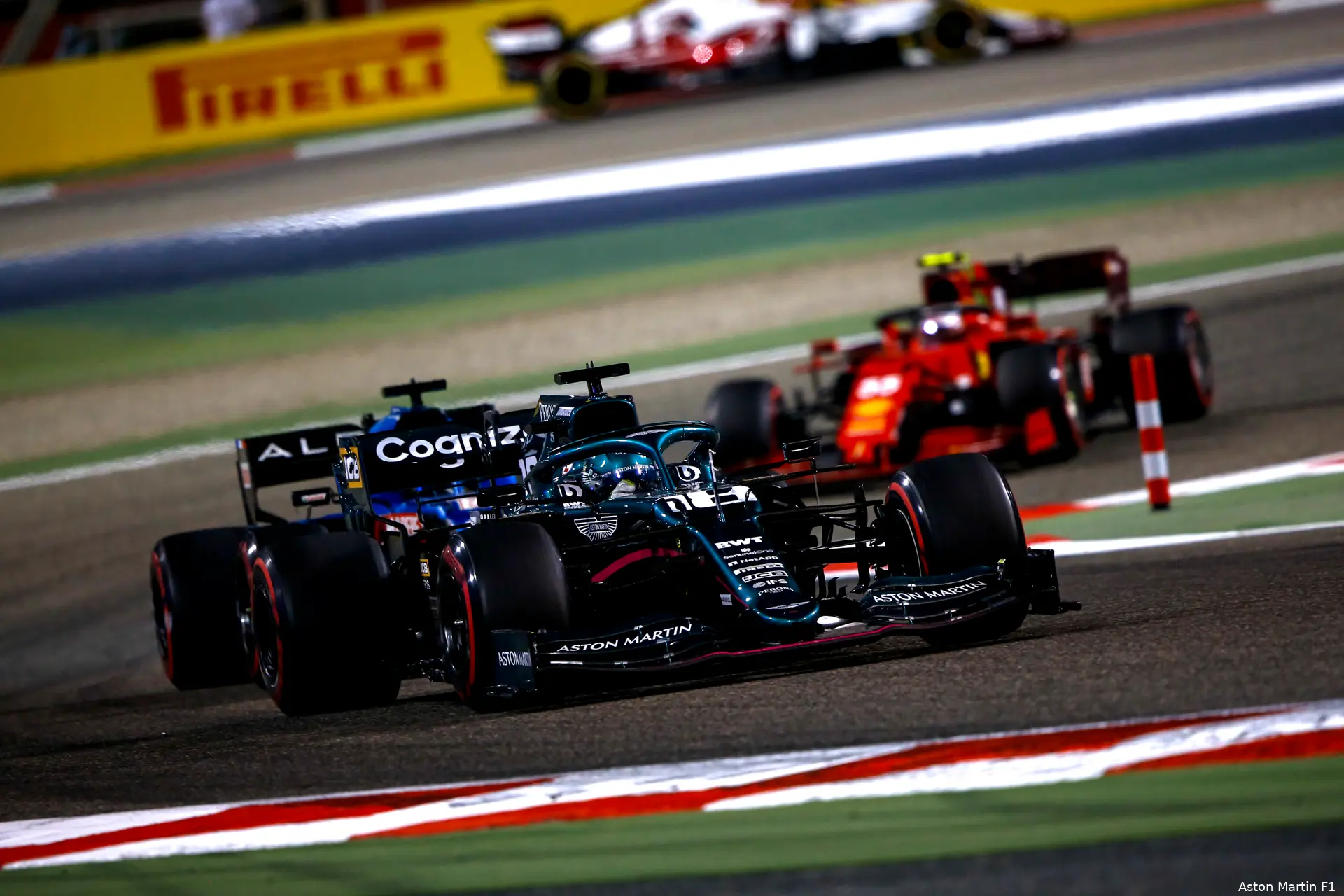 Aston Martin Ferrari bahrain race