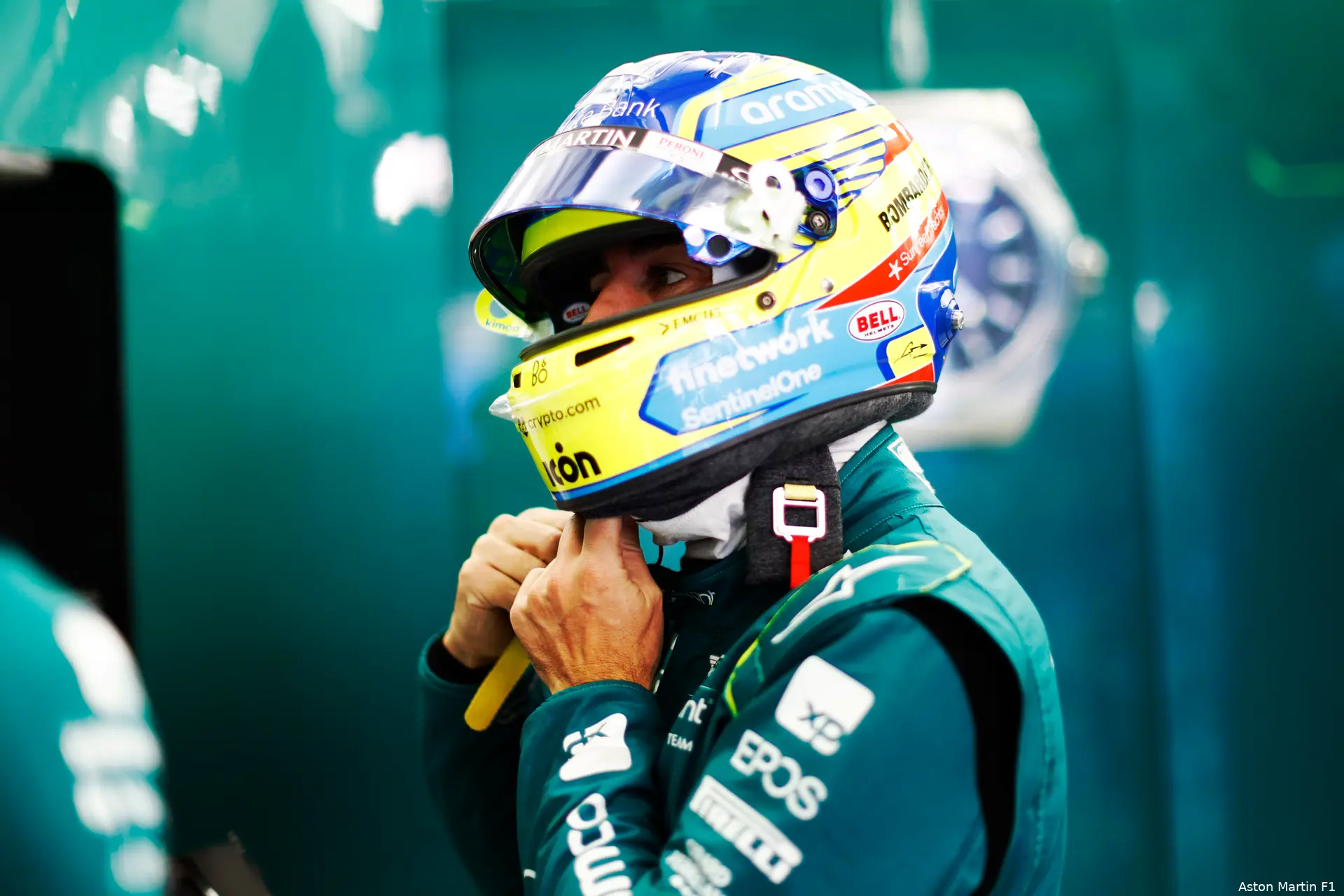fernando alonso amr23 aston martin f1 testing bahrein 2023