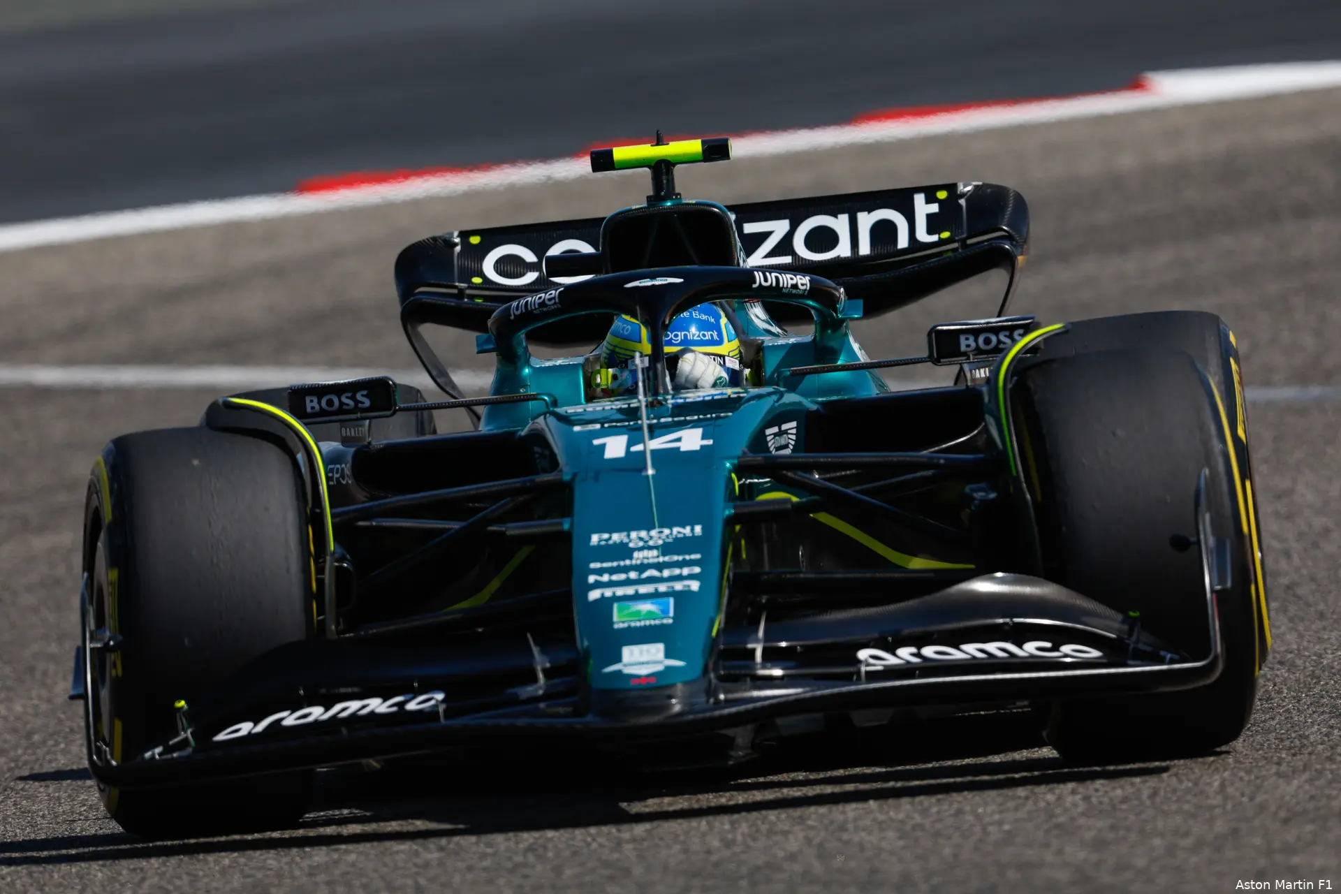 fernando alonso amr23 aston martin f1 testing bahrein 2023
