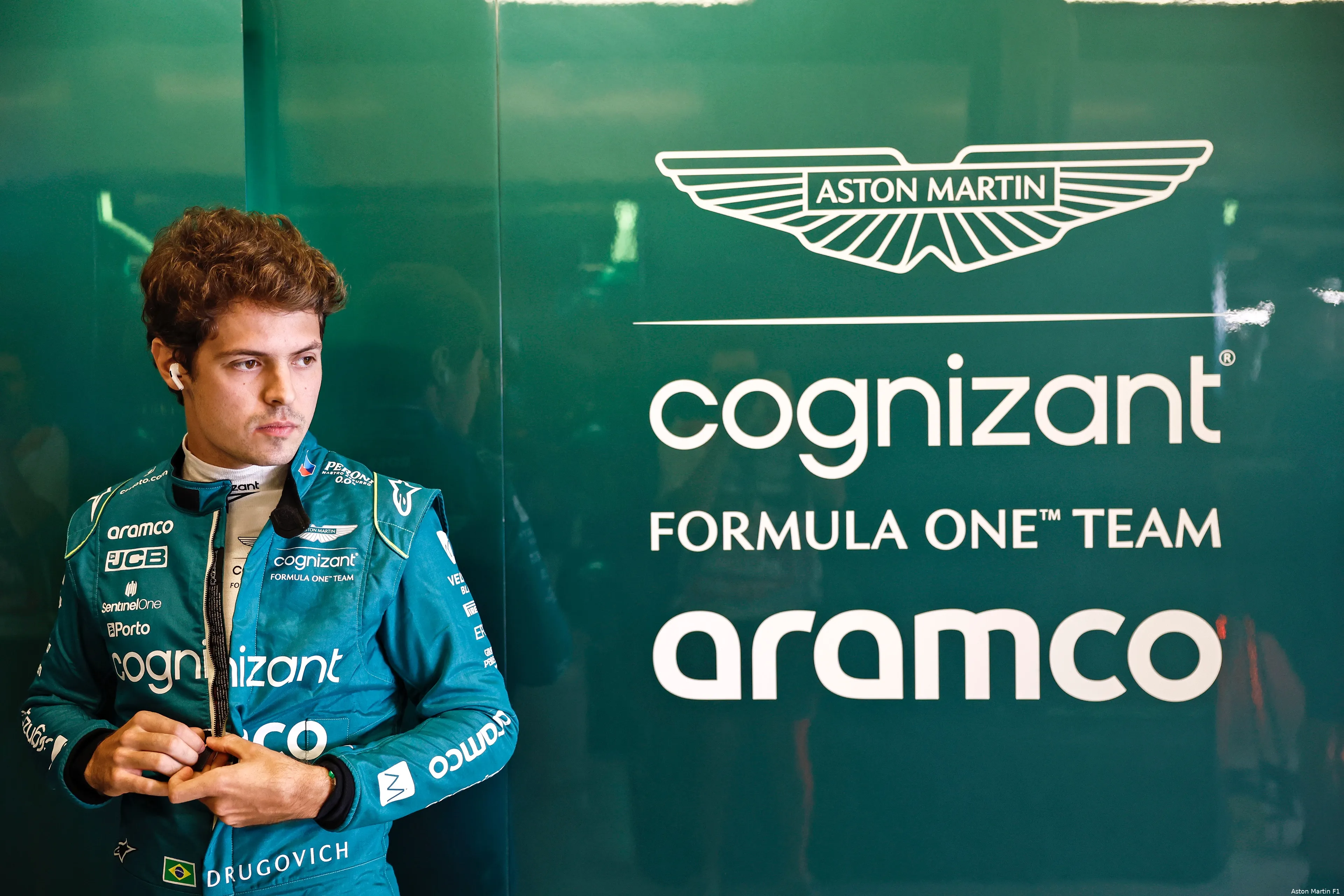 gp2322 091627 u1a1267