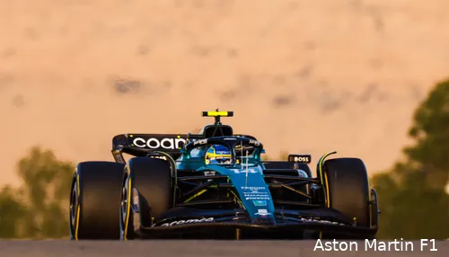<i>De Aston Martin op Bahrain International Circuit. (Foto: Aston Martin F1)</i>