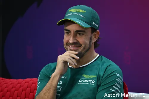 Alonso was onverwachts tevreden over zijn ronde tijdens de kwalificatie. (Foto: Aston Martin F1)