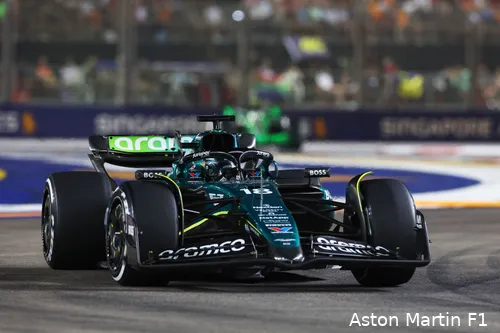 Lance Stroll in actie in zijn Aston Martin.