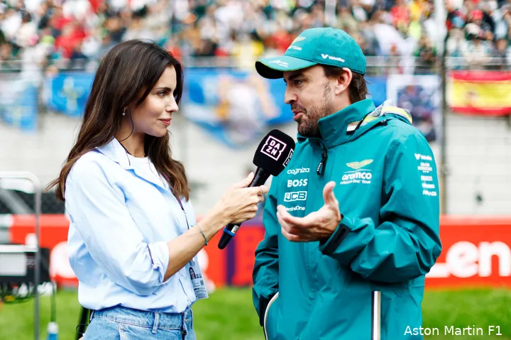 <i>Alonso was achteraf behoorlijk boos over de straf die hij kreeg.</i>