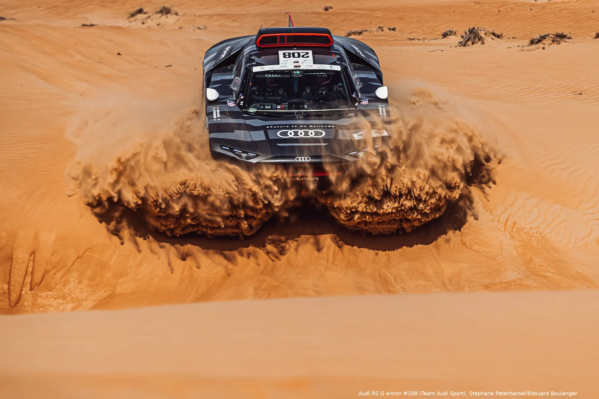 audi rs q e tron at abu dhabi