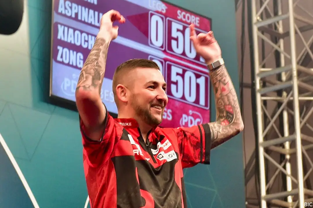 Nathan Aspinall aims for Den Bosch glory.