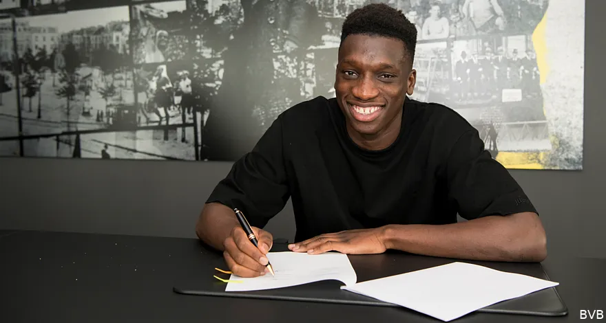 psg abdoulaye kamara rejoint dortmund a 16 ans bvb 319463