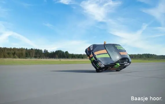 fastsidewheelie1