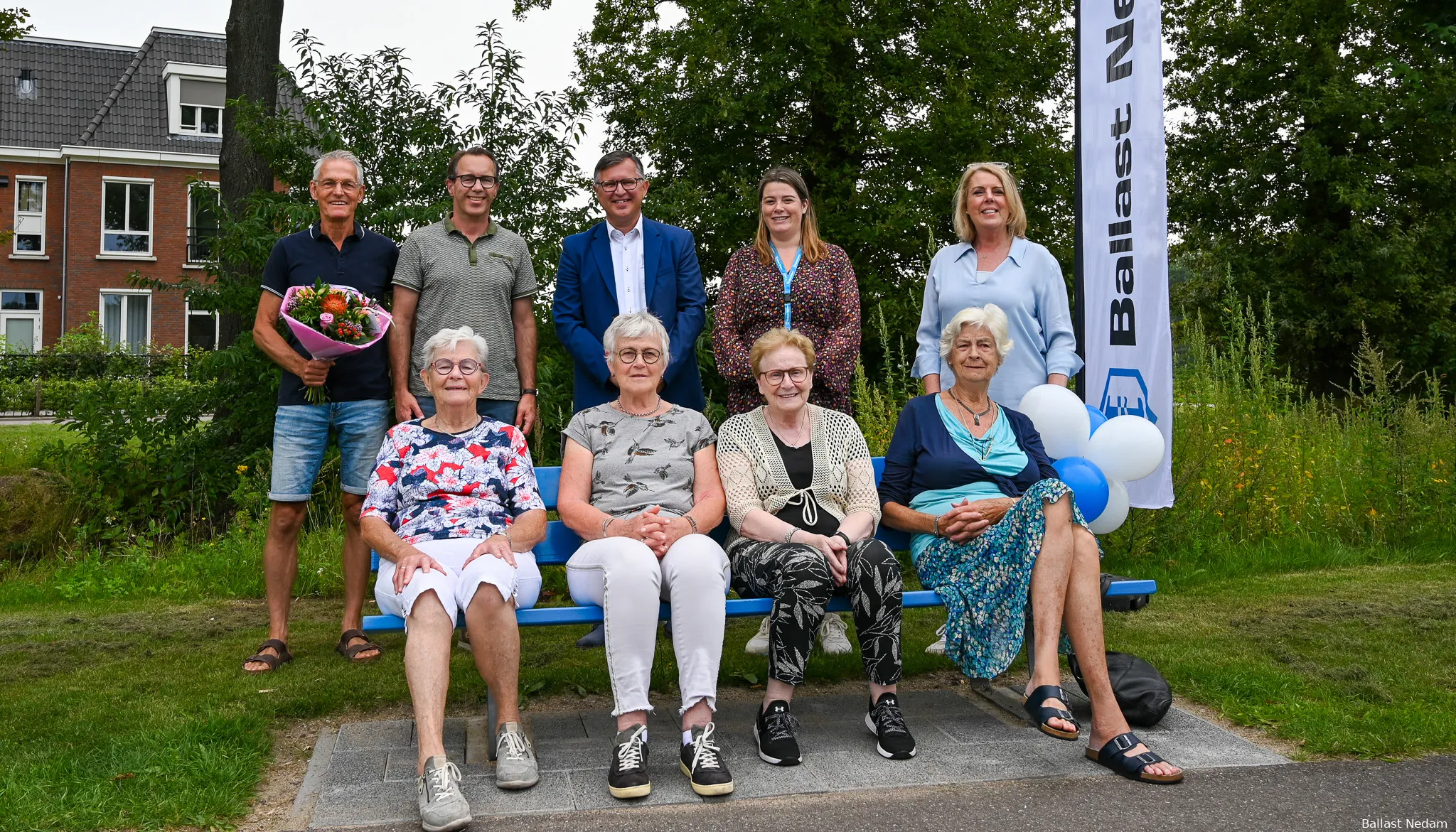 bankje etten leur 1