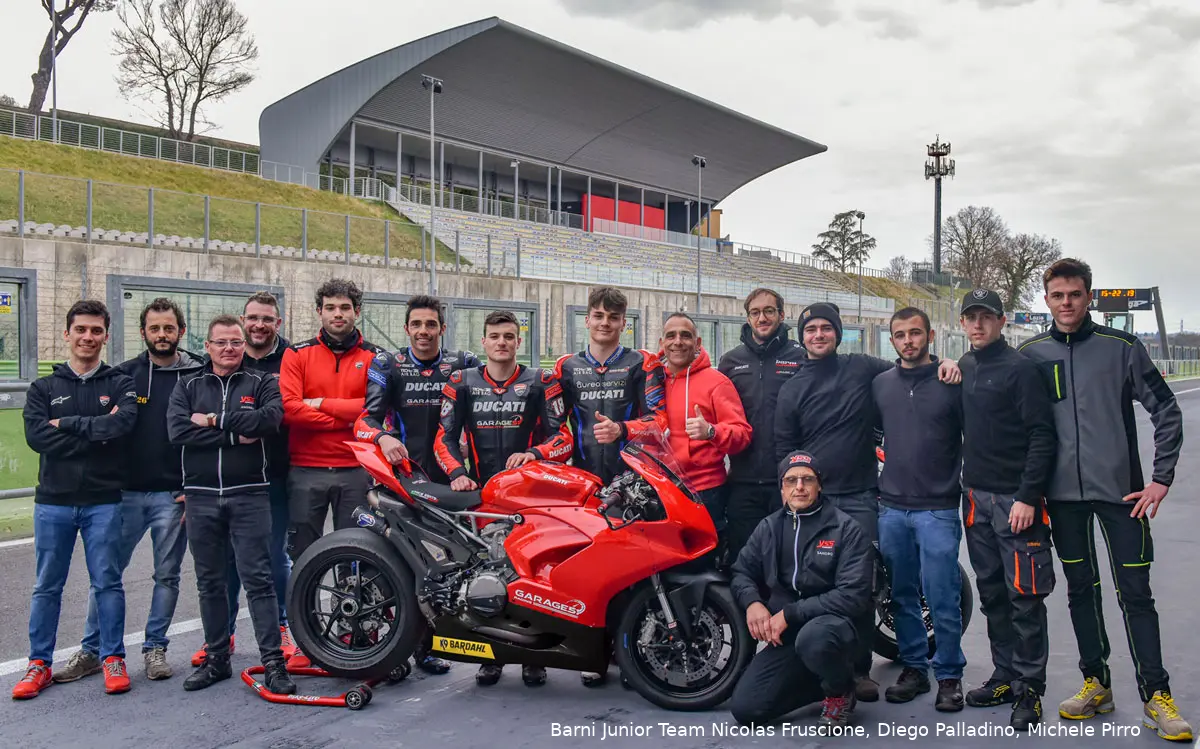 barni junior team