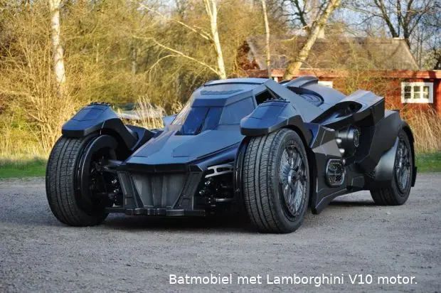 batmobiel01