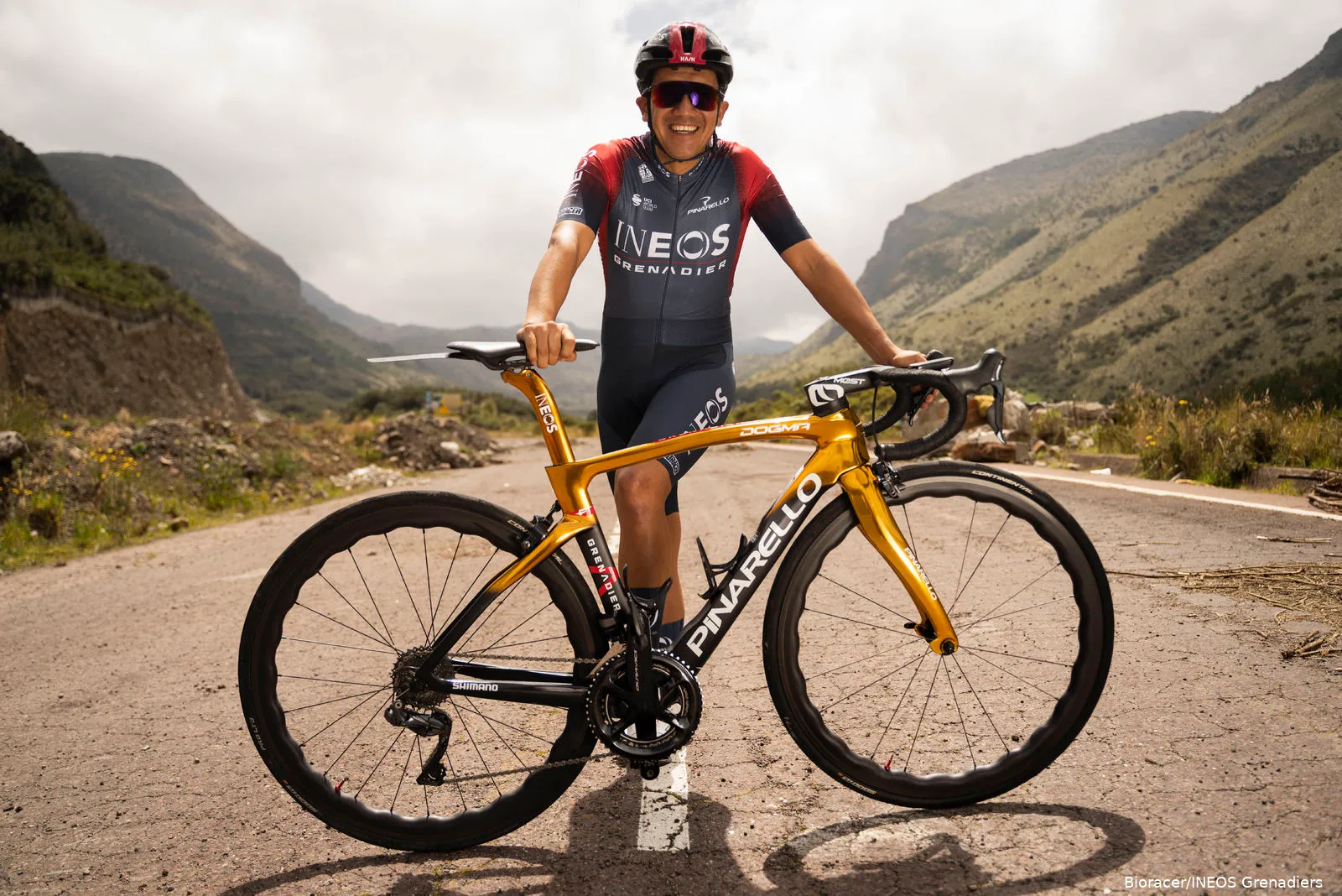 Richard Carapaz ineos Bioracer