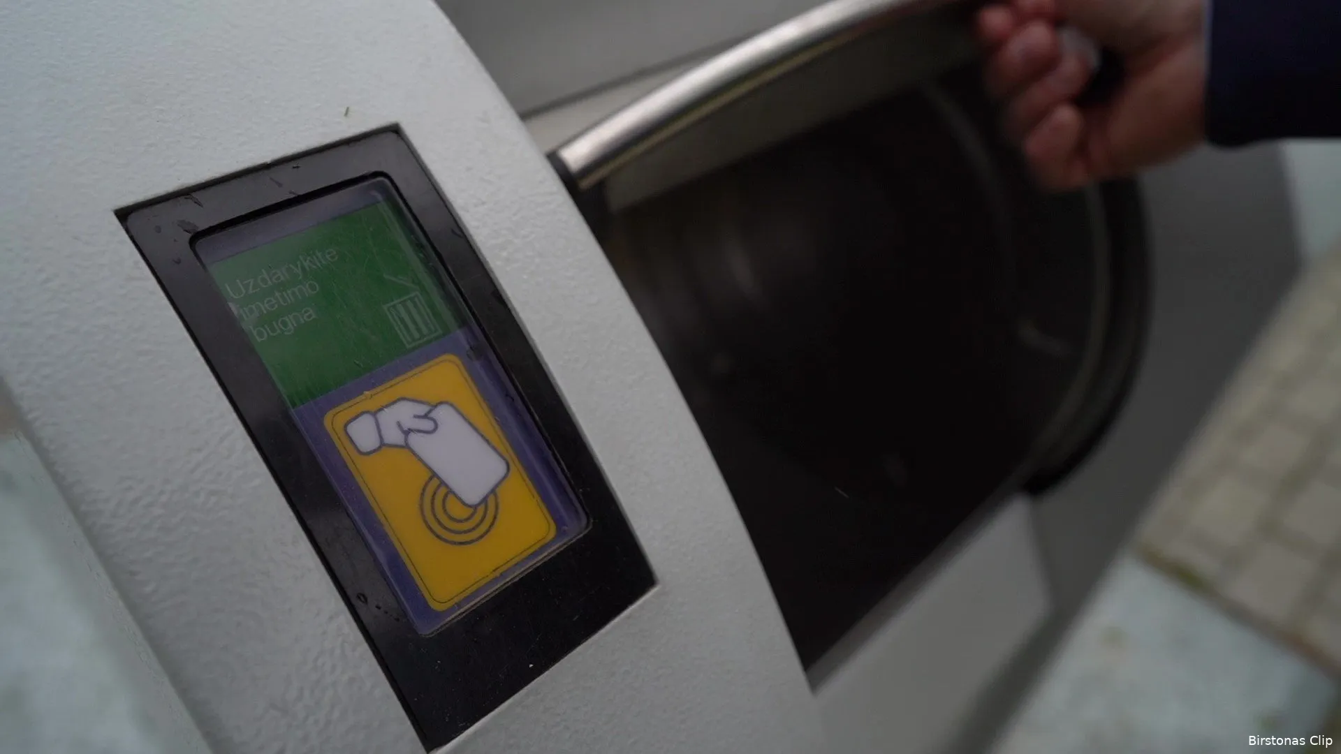 birstonas rakinamas konteineris