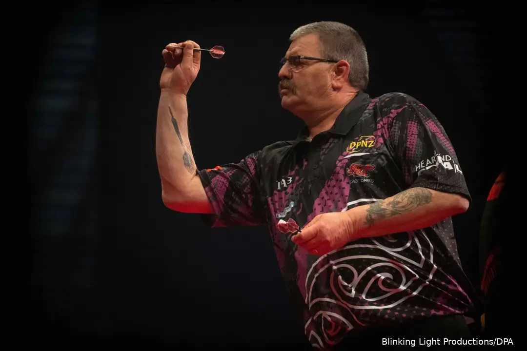 warren parry 1 new zealand darts masters