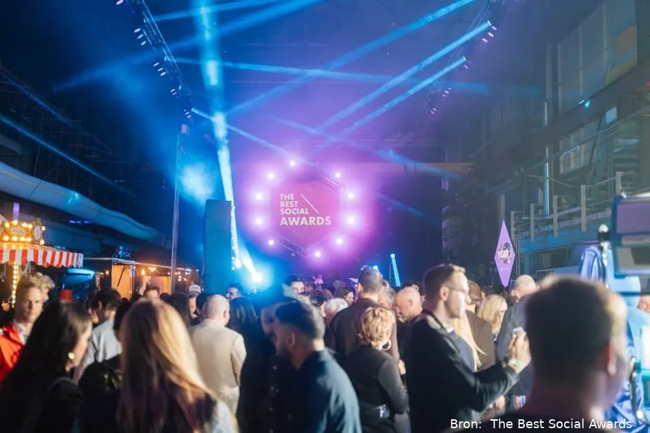 over-the-best-social-awards