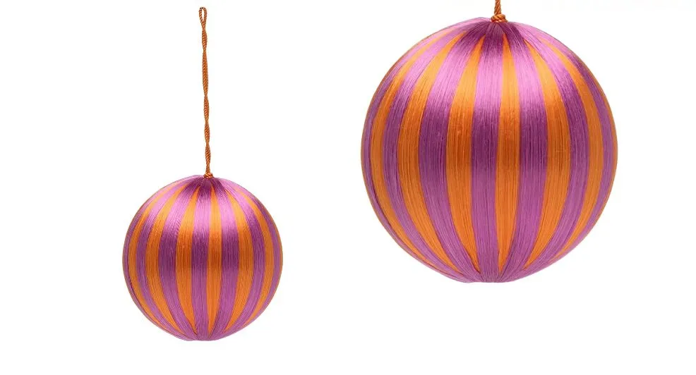 Kerstbal van Anna + Nina voor €12,95.