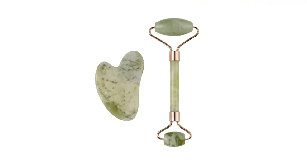 Gua Sha en roller set van jade van Douglas voor €12,99.