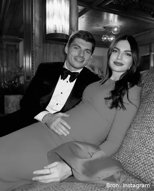 max kelly buik zwanger