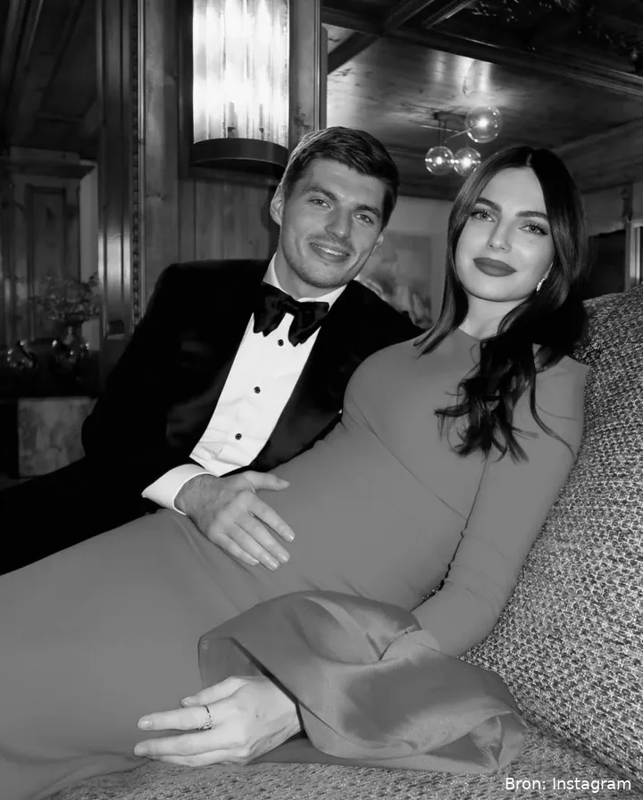 max kelly buik zwanger