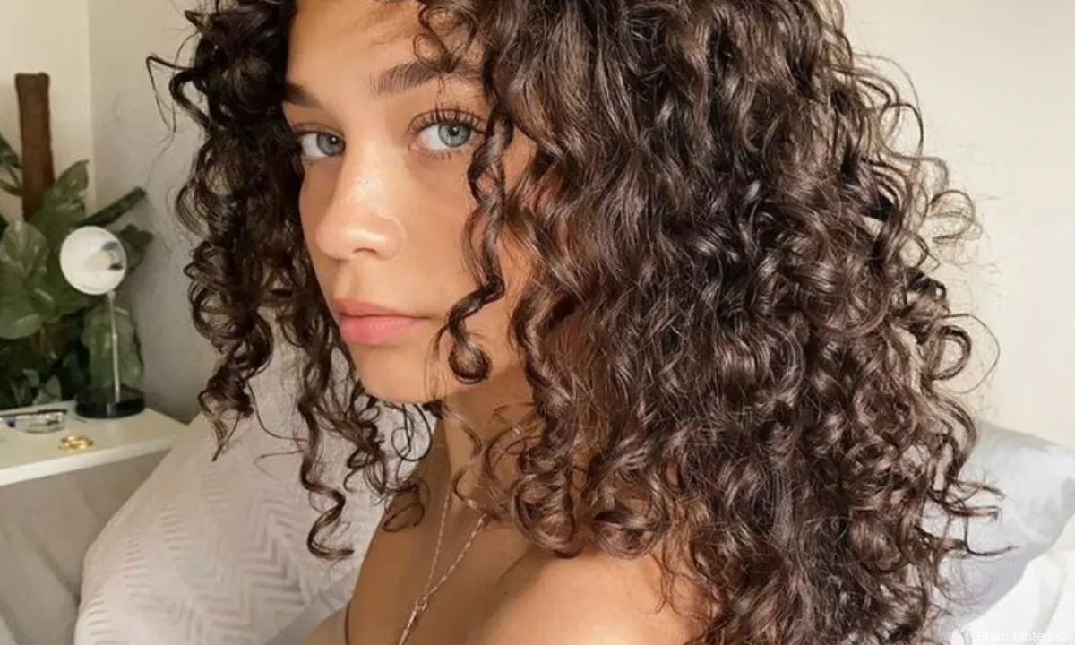 curly hair