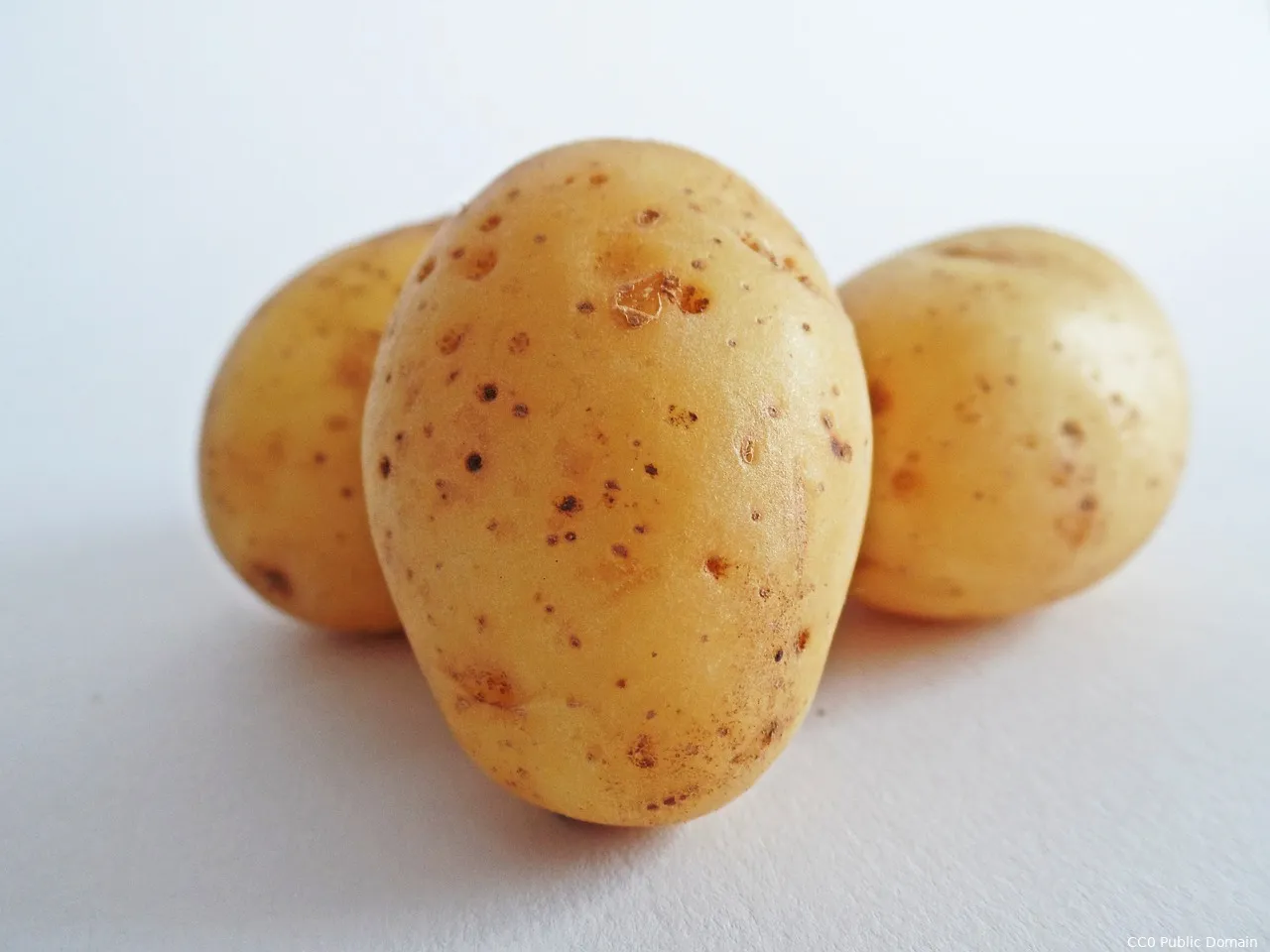 potatoes 448613 1280