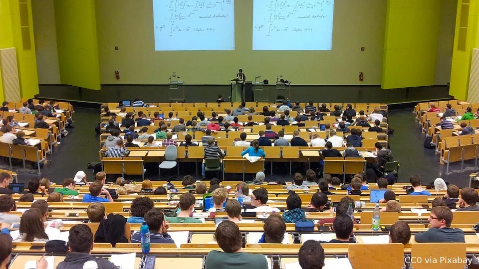 studenten in collegezaal