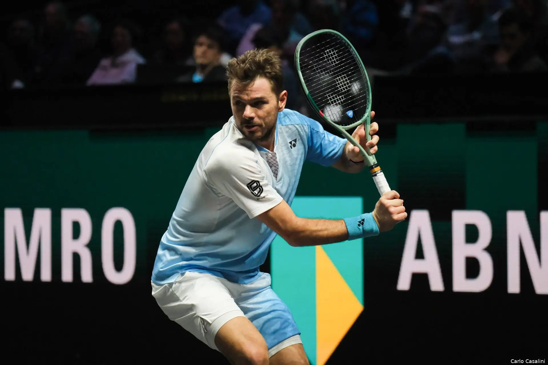 Stan Wawrinka hits backhand.
