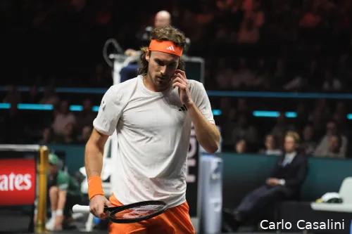 Stefanos Tsitsipas wipes brow