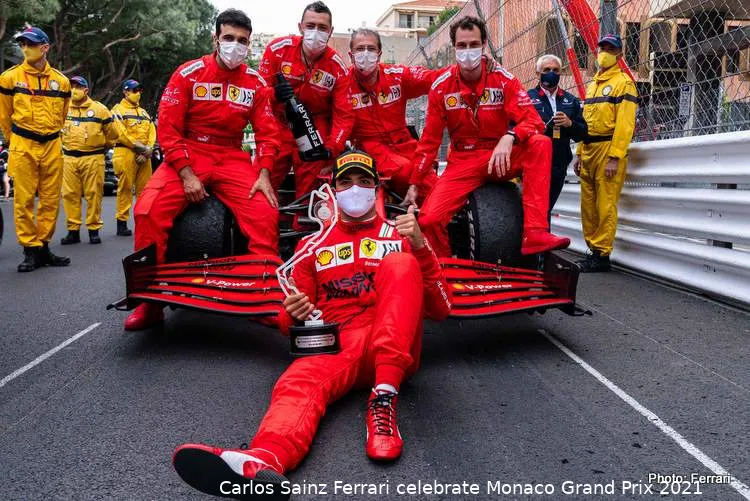 sainz scuderia ferrari monaco gp gallery sunday