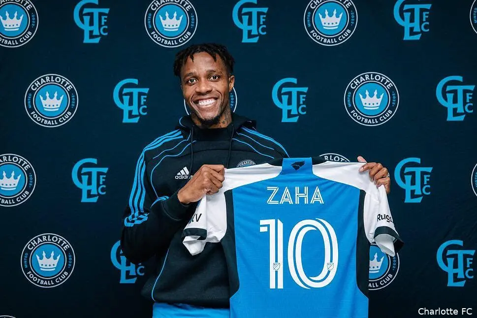 wilfried zaha et l ol c est officiellement fini gh5xht0xaaeis2v 387225