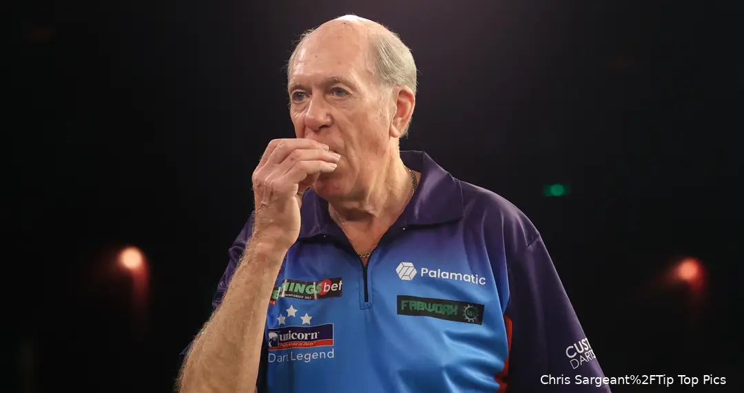 John Lowe krönte sich 1979, 1987 und 1993 zum BDO-Weltmeister