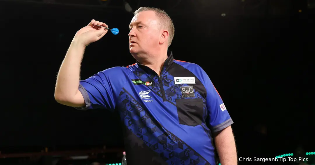 Glen Durrant in action