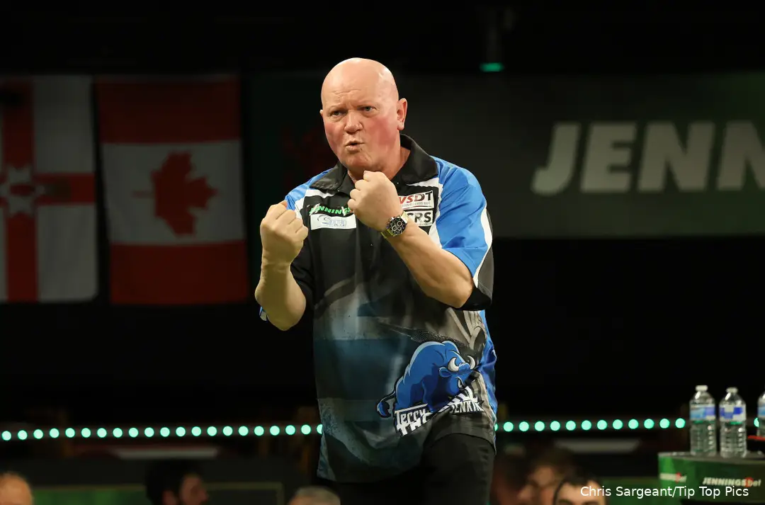 Terry Jenkins balt de vuisten