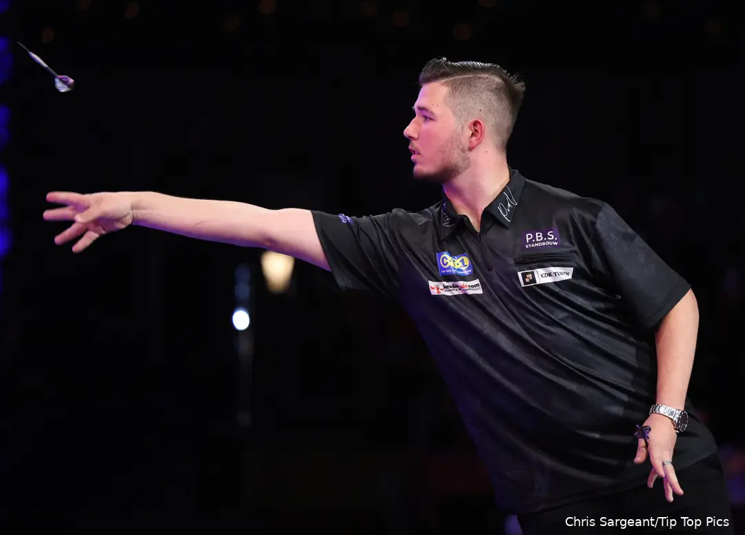 Bradley van der Velden in actie