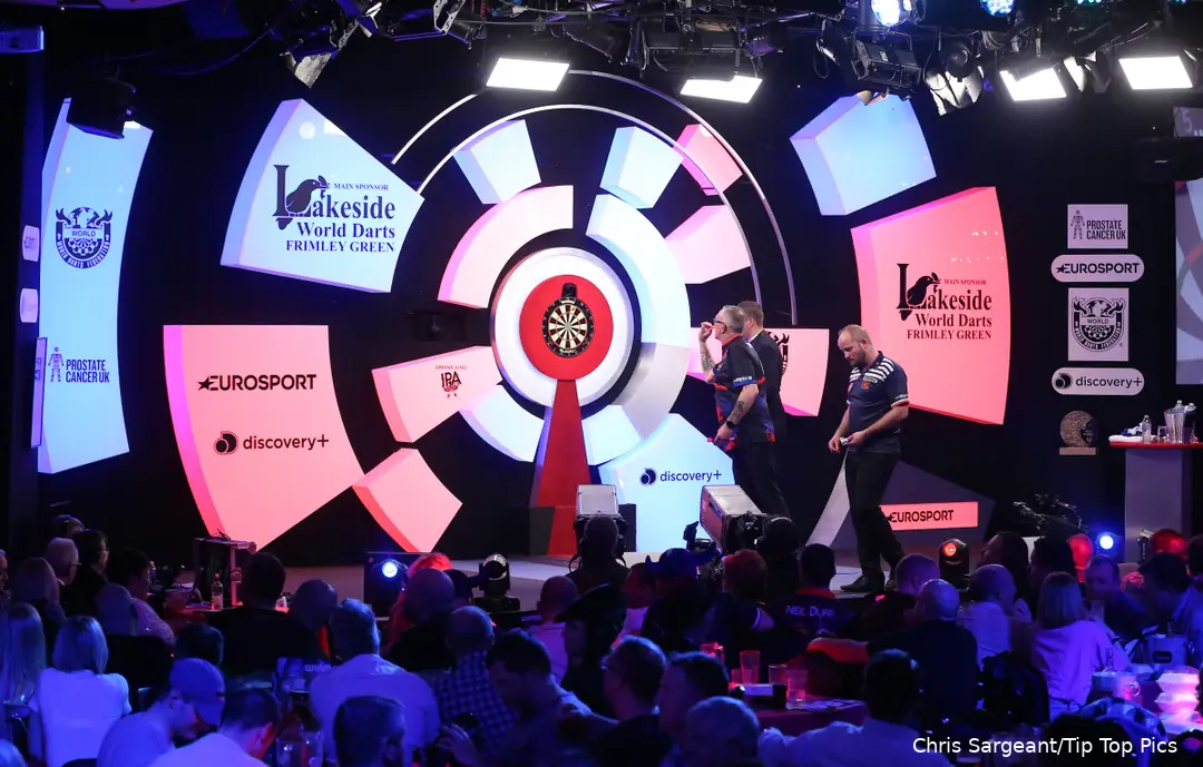 stage the lakeside wdf20222792 62544625b5bac