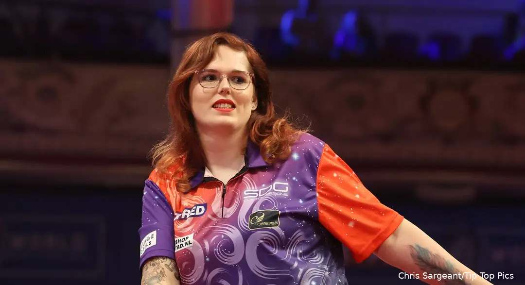 Noa-Lynn van Leuven staat momenteel vierde in de PDC Women's Series