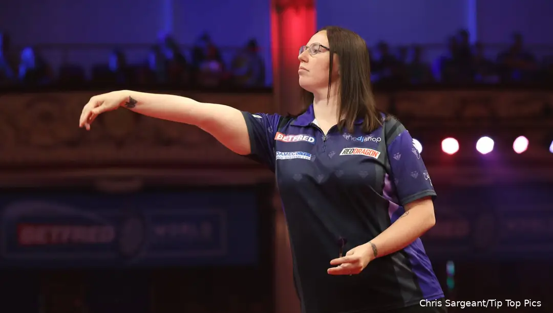 Gemma Hayter in actie