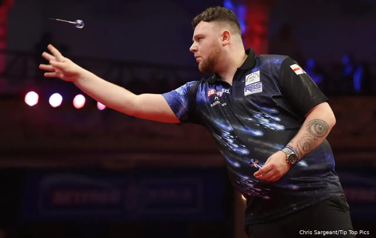 Josh Rock in actie