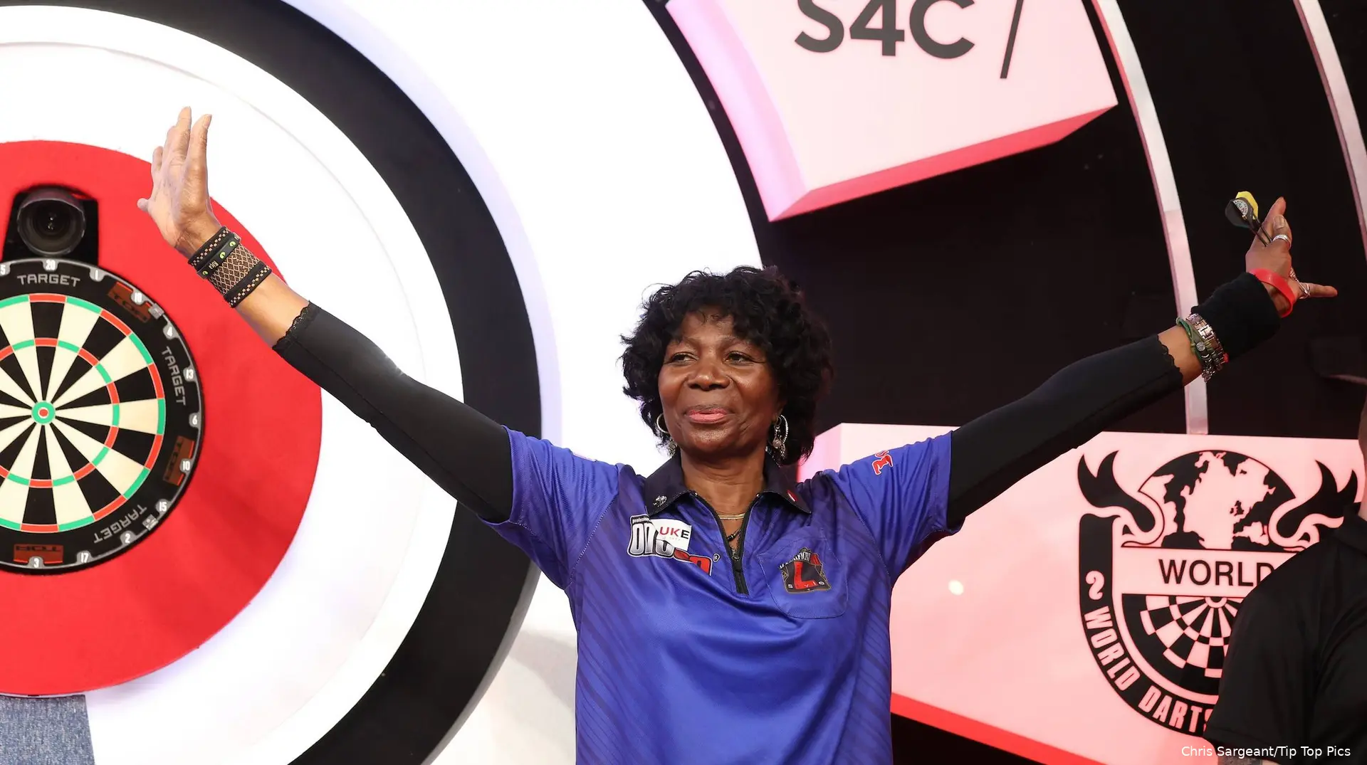 Deta Hedman (2)