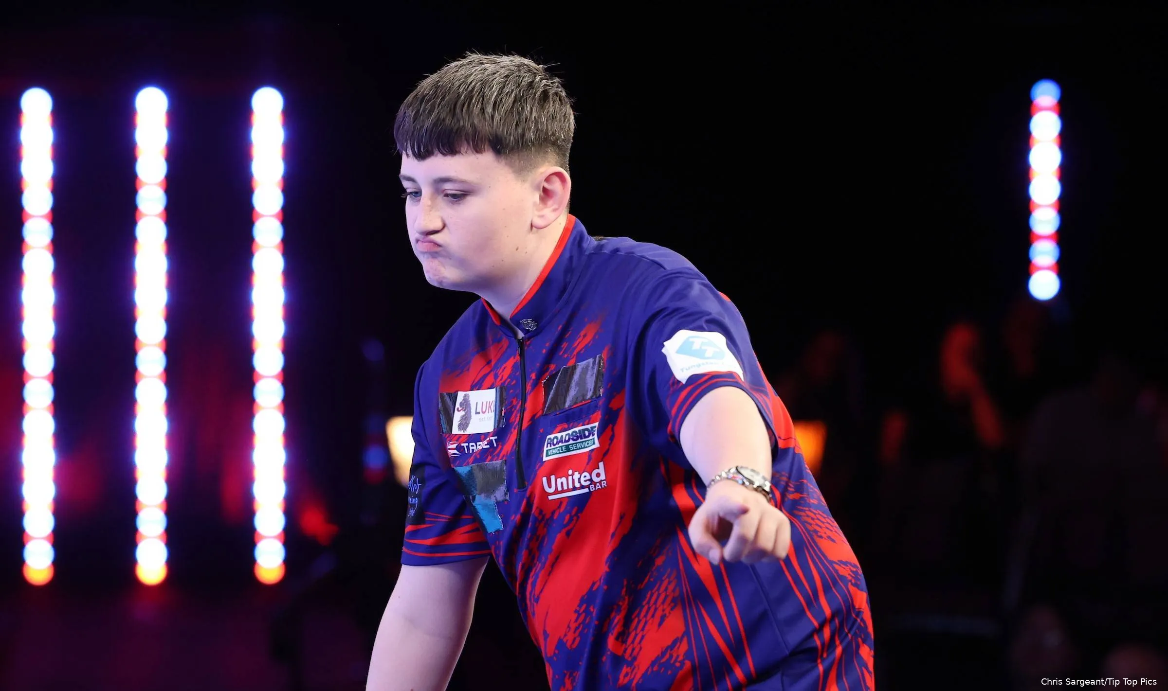 Mitchell Lawrie with his finger pointing on the Lakeside stage.