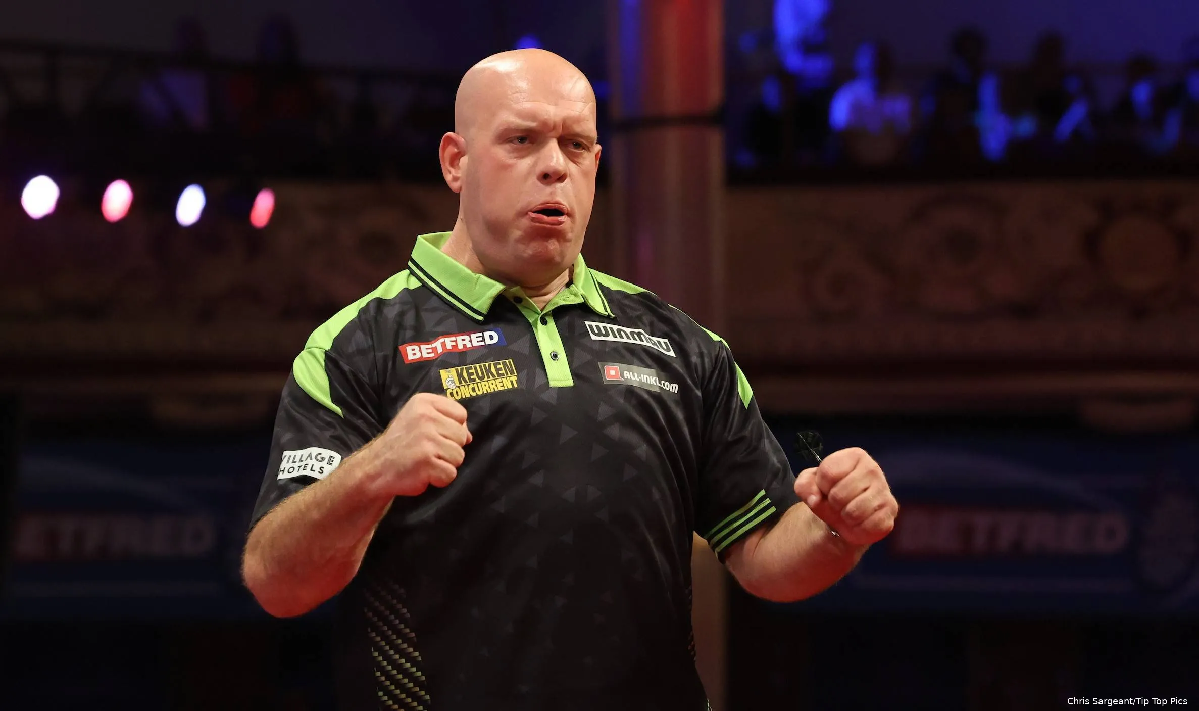Michael van Gerwen (9)