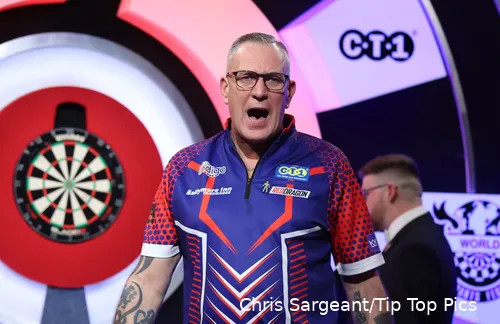 Neil Duff krönt sich zum WDF-Weltmeister 2022