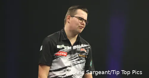Gian van Veen muss die Darts Weltmeisterschaft nach nur einem Spiel verlassen