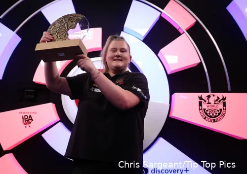 Beau Greaves was van 2022 tot en met 2024 telkens de beste op het WDF-WK