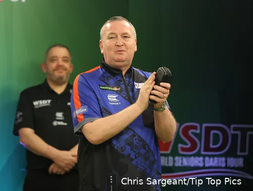 Voormalig profdarter Glen Durrant noemt de worp van Raymond van Barneveld een van de mooiste in de sport