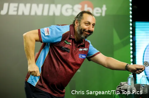 Richie Howson leidt voorlopig in Groep C van de MODUS Super Series