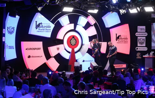 Het podium van de Lakeside Country Club in Frimley Green